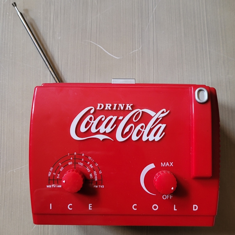 Vintage Coca-Cola Cooler Radio